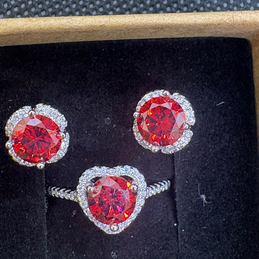 Elegant Silver and Garnet Moissanite  Jewelry Set. New Size 6 ring